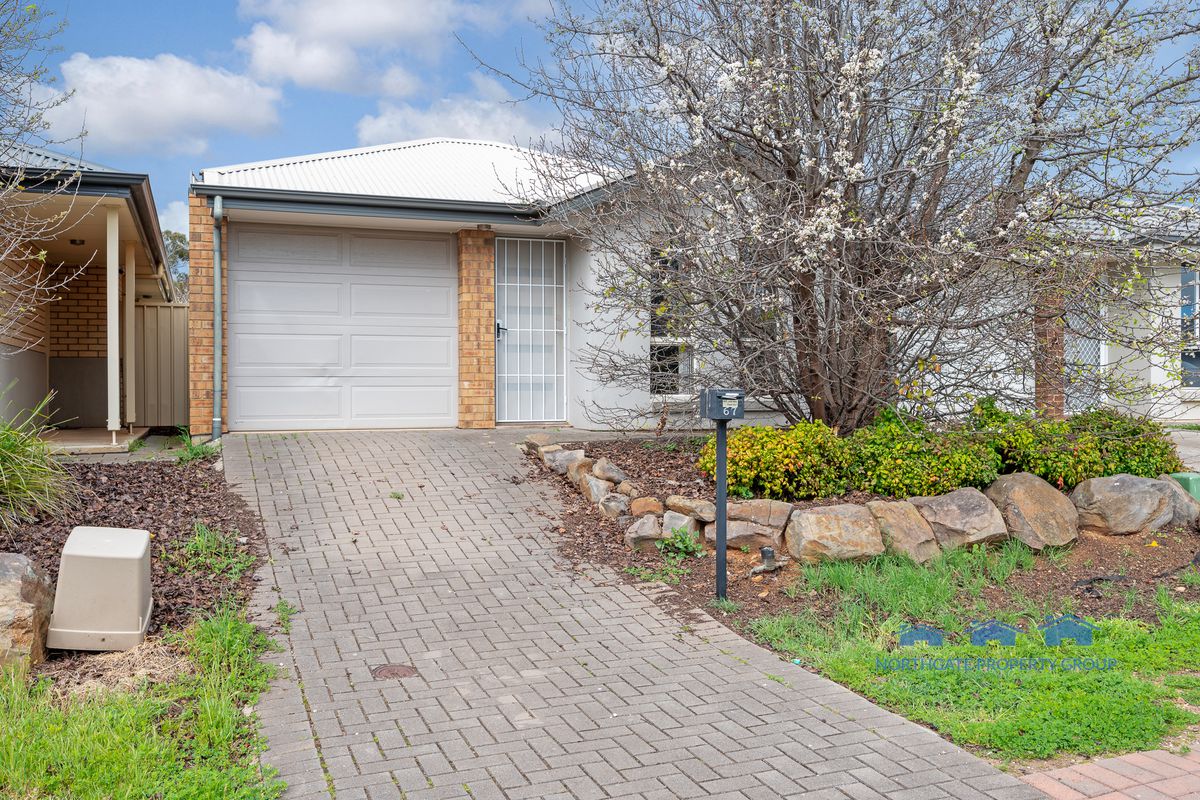67 Admiralty Circuit, Smithfield