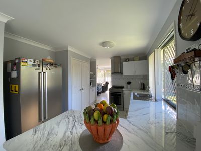 27 Lester Crescent, Torquay