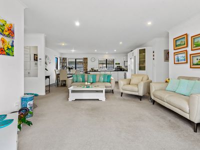 19 Raabia Close, Parakai