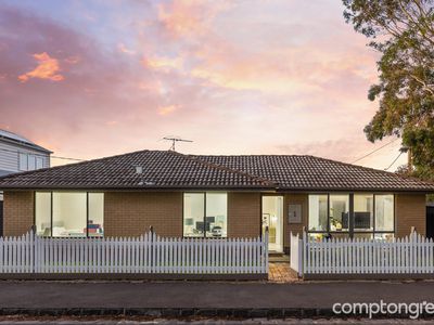 1 Railway Place, Williamstown