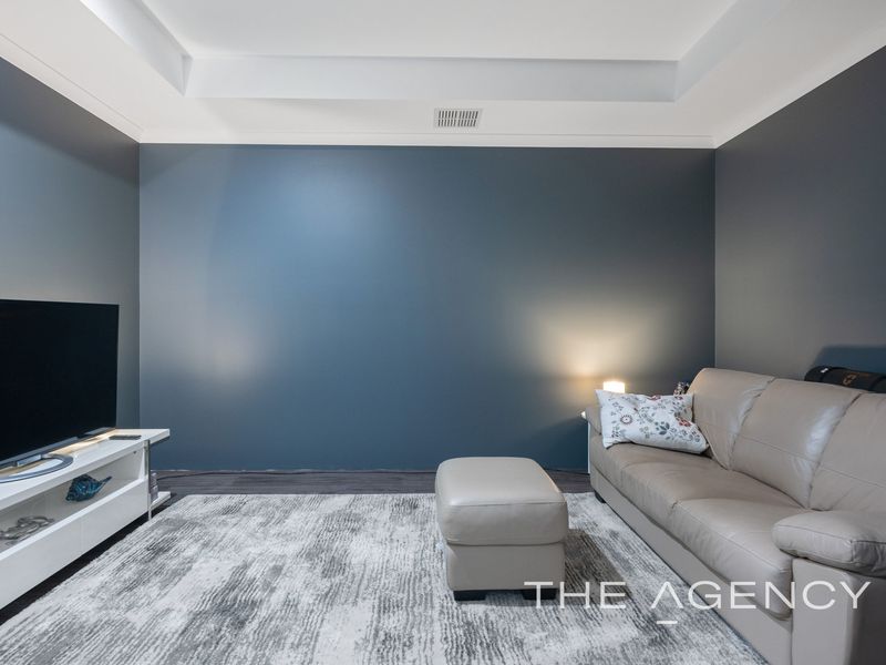 21 Rakitno Close, Lake Coogee