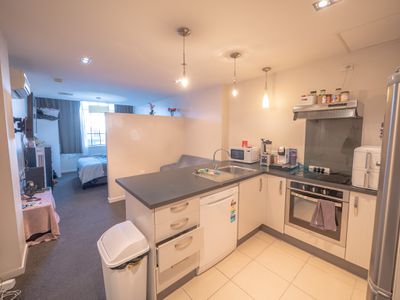 6 / 53 Bond Street, City Centre