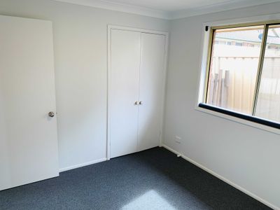2 Bakeri Circuit, Warabrook