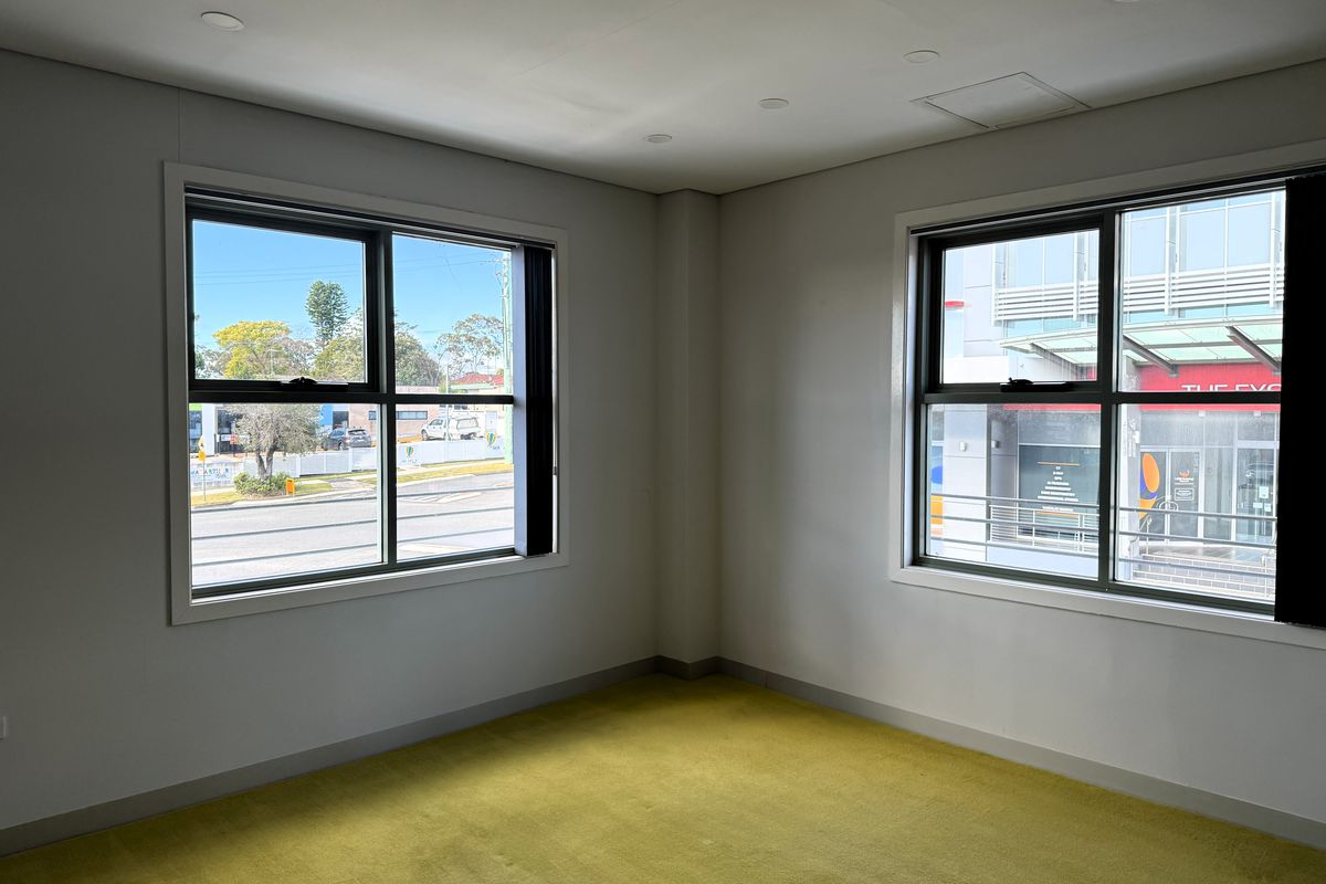 3 & 4 / 28 Somerset Avenue, Narellan