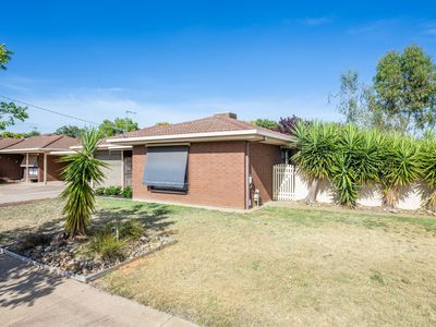 1 / 8 Meaklim Street, Shepparton