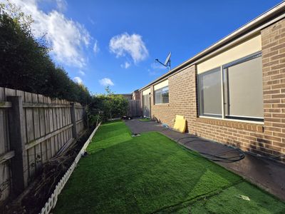 18 Spinifex Street, Point Cook