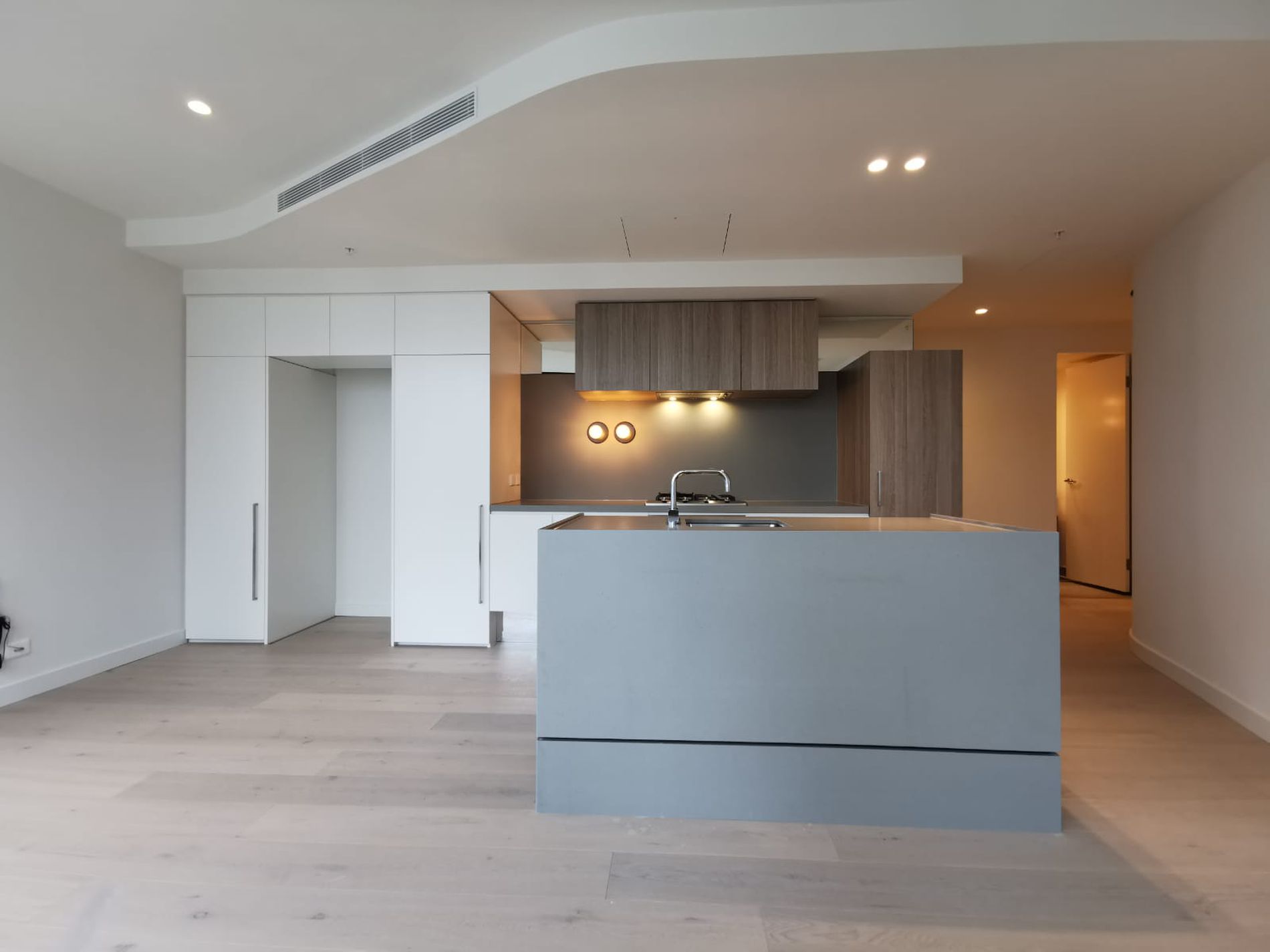 2911 / 157 A'Beckett Street, Melbourne