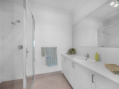 7 / 37 Latham Street, Werribee