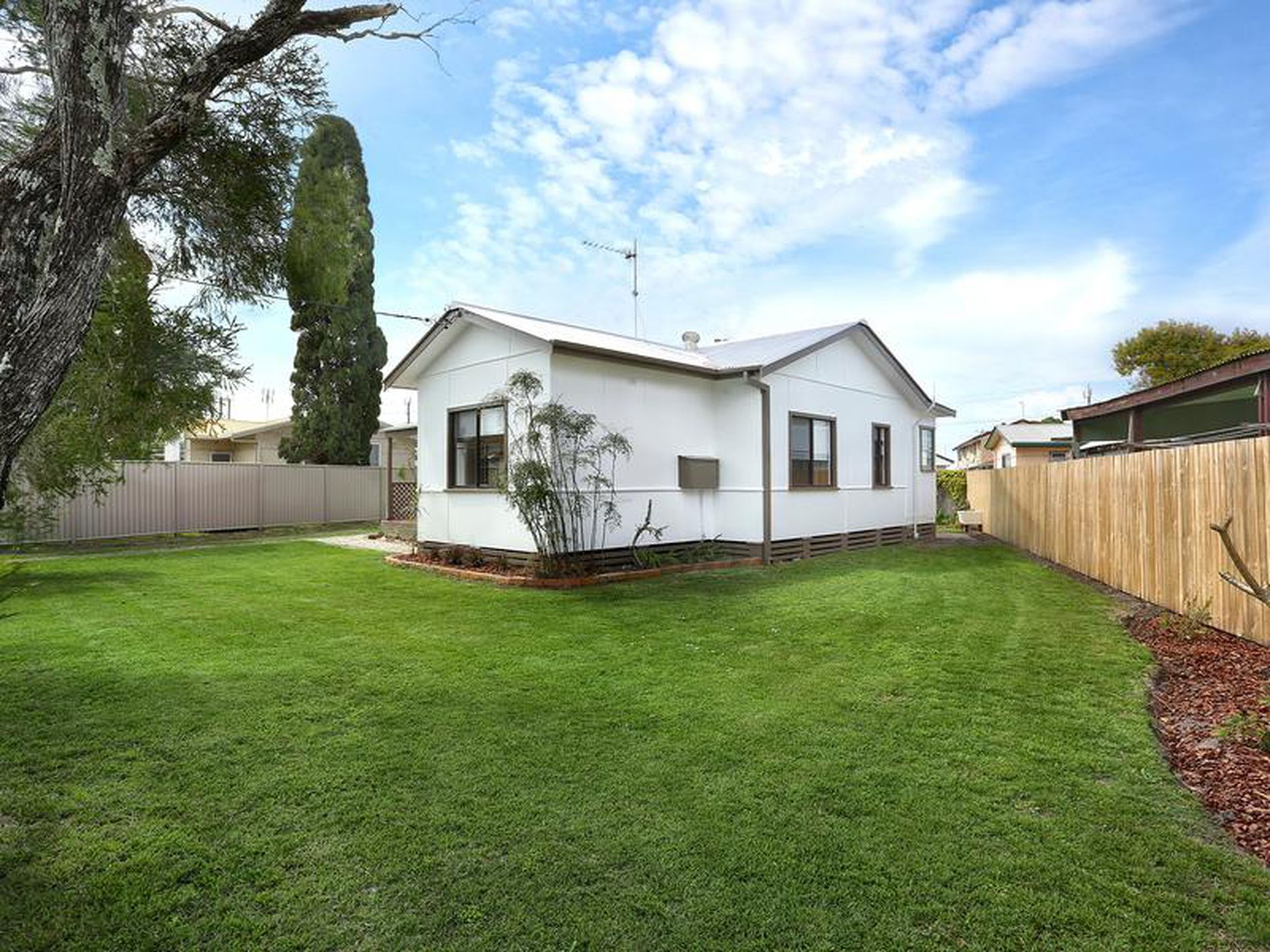 8 Cox Drive, Tweed Heads South