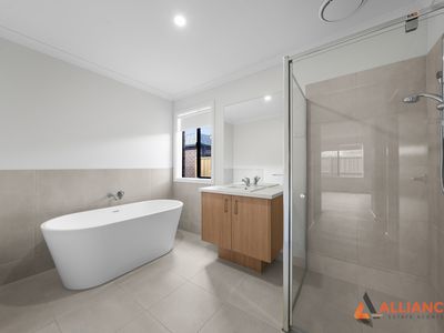 12 Needlebush Drive, Sunbury