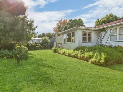 10 Orchid Place, Te Atatu South