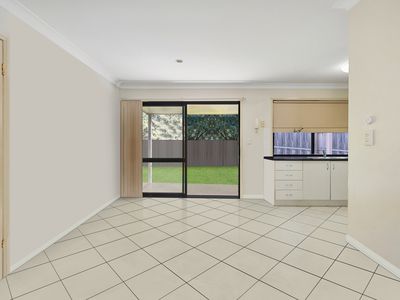 12 / 12 Greendale Way, Carindale