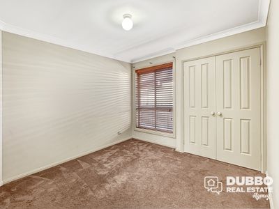 22 Cardiff Arms Avenue, Dubbo
