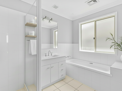 25 Corai Cl, Pacific Pines