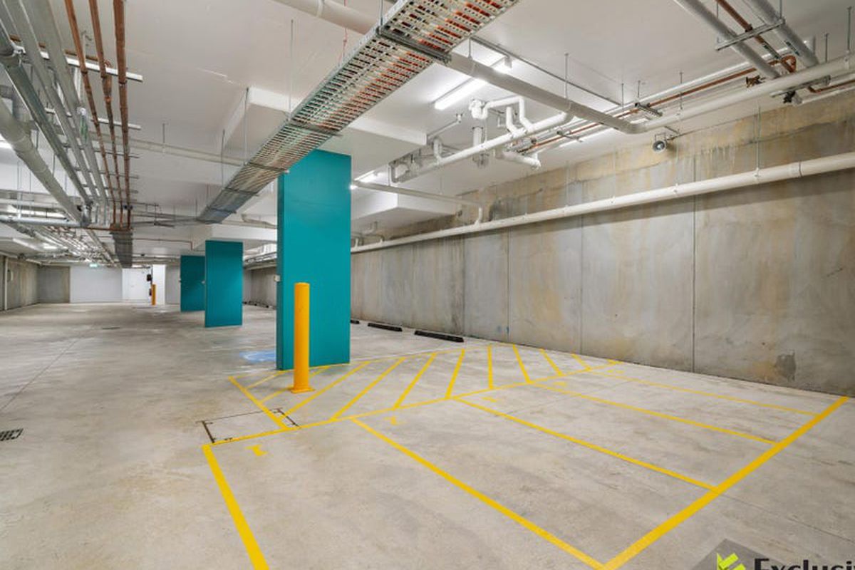 044 Henley Road, Homebush West
