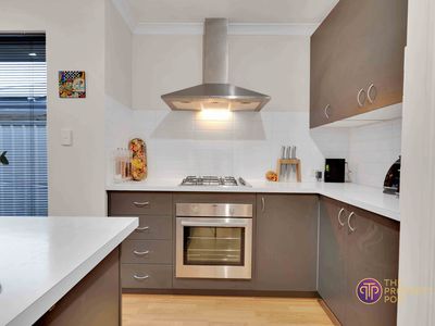 14 Gully Close, High Wycombe