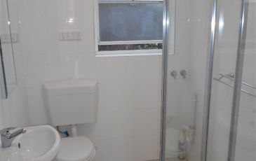 1 / 50 Universal St, Eastlakes