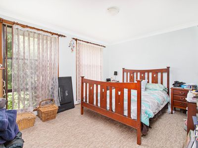 4 Fisher Street, Oak Flats