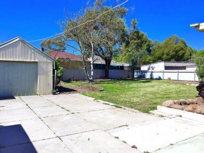 3 Alamein Court, Golden Square