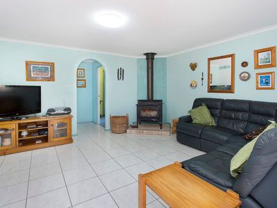 1781 Tourist Road, Robertson