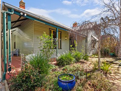 207 Desailly Street, Sale