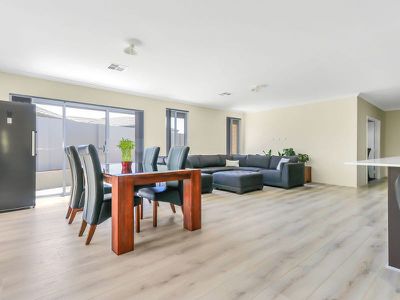 3 Bingham Way , Byford