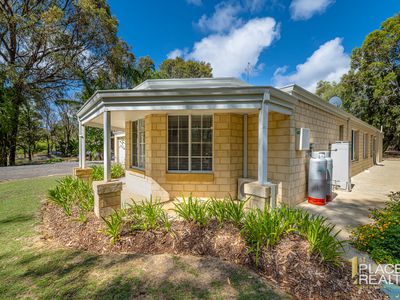 33 Raywood Road, Bouvard