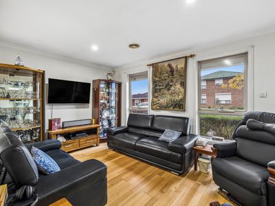 1 / 35 Duosa Road, Altona North