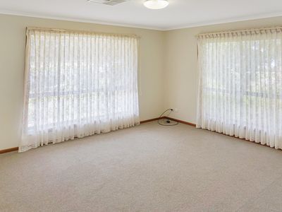 8 Acacia Street, West Wyalong