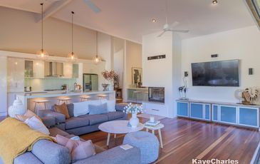 2 Thomson Road, Beaconsfield Upper