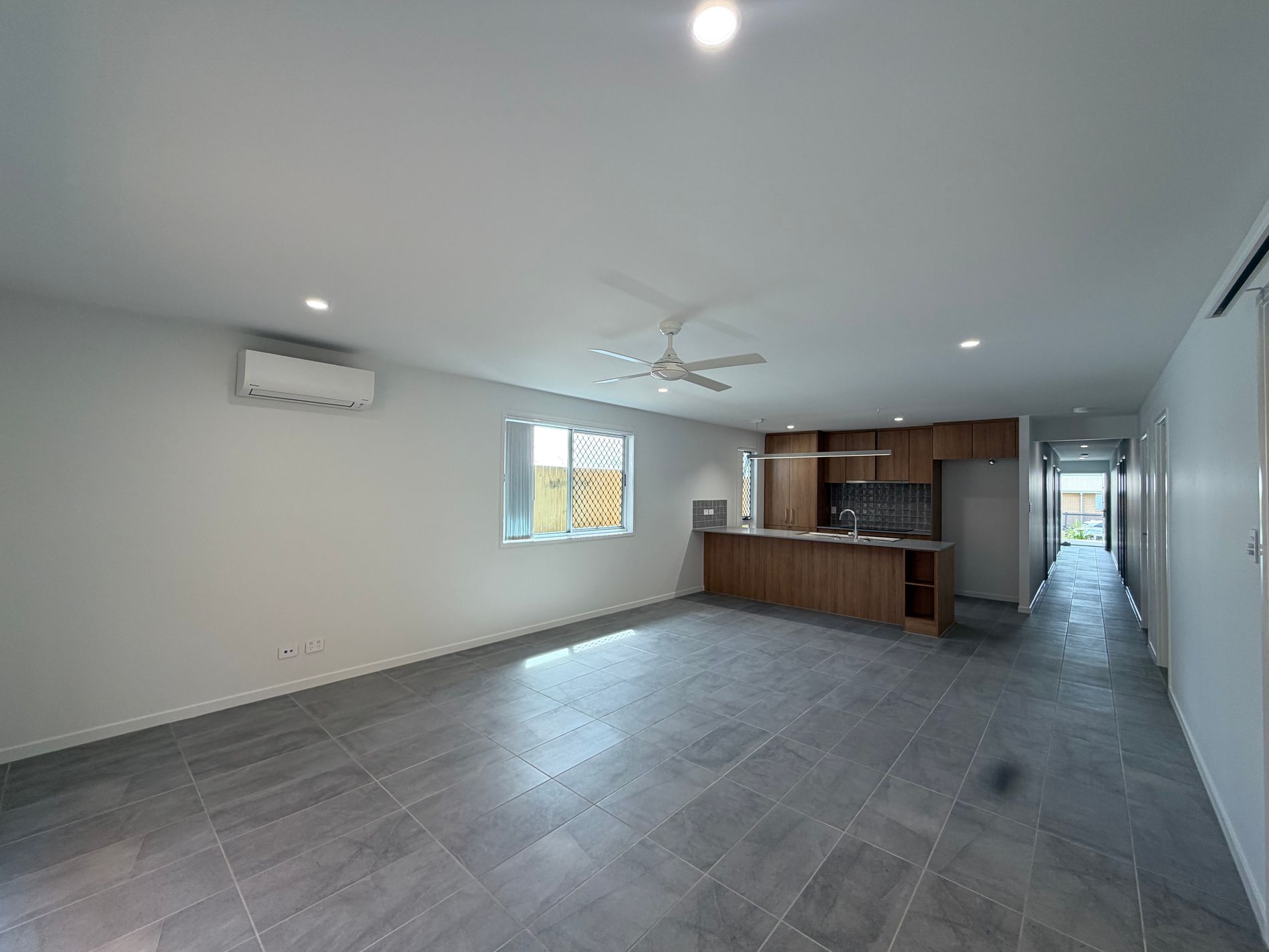 3 Grace Cl, White Rock