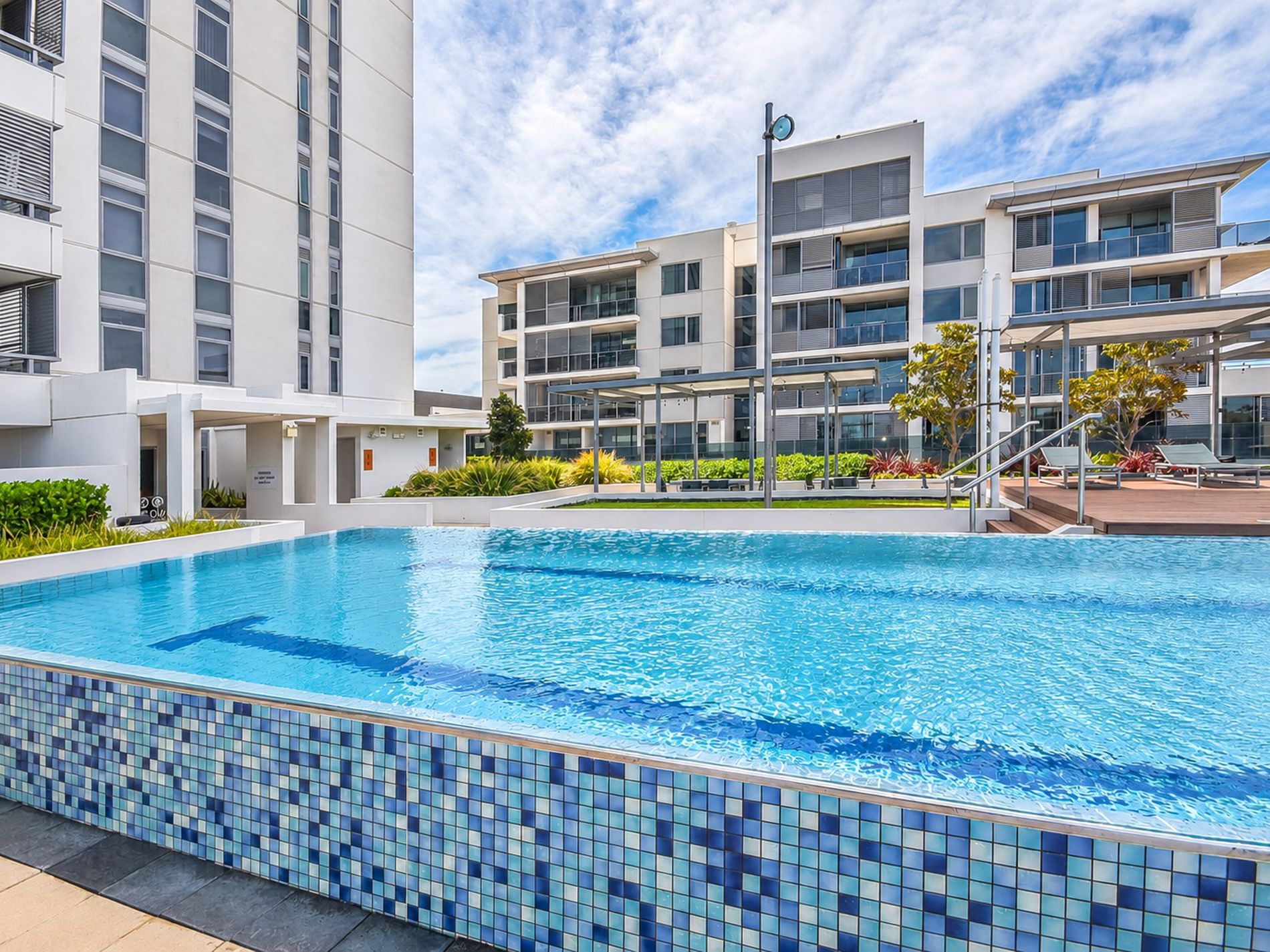 2004 / 8 Adelaide Terrace, Perth
