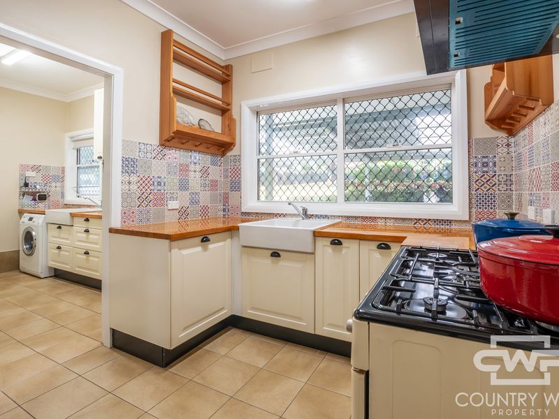 169 Macquarie, Glen Innes