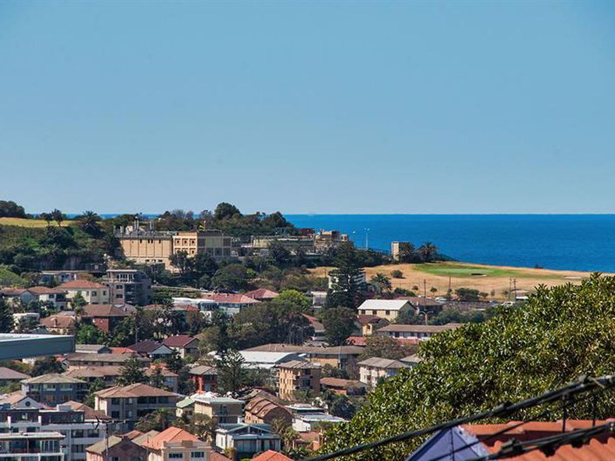 9 / 27 Glen St, Bondi