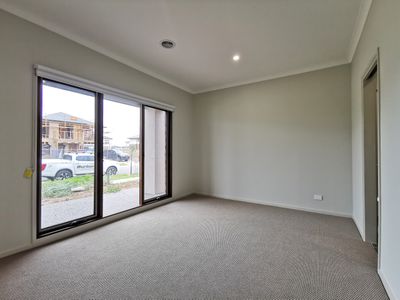 23 Abbotswick Circuit, Williams Landing