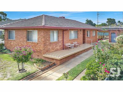 16 Laughton Street, Dubbo