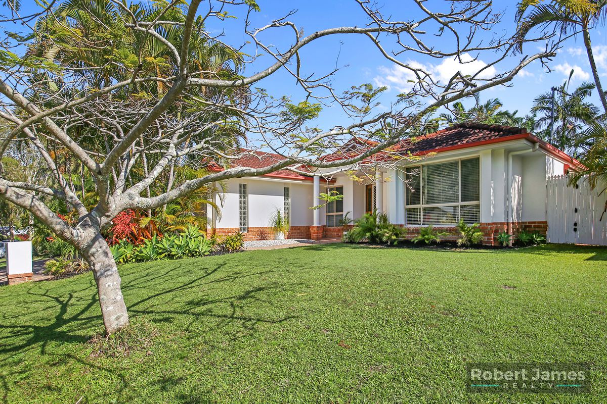 13 Dun Street, Tewantin