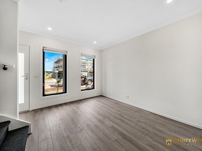 29 Illustration Avenue, Mambourin