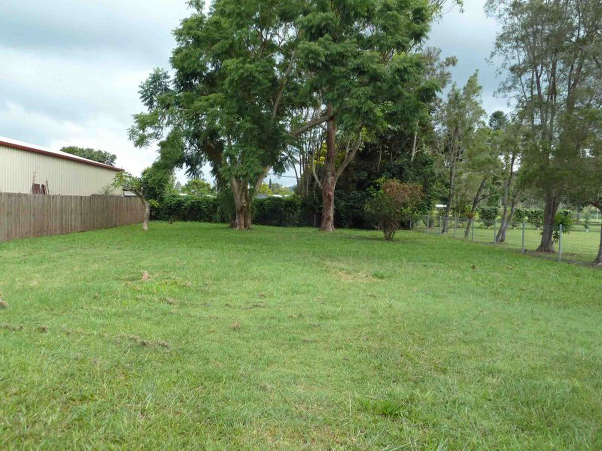 51 Golf Links Road, Atherton