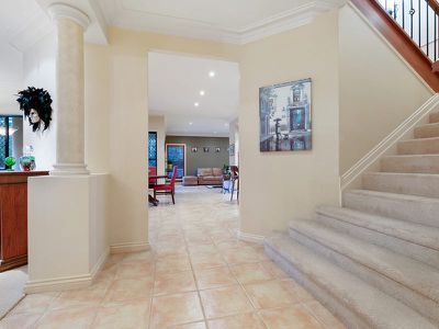 19 The Heights, Underwood