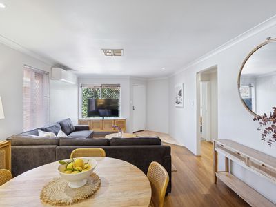 2 / 106 Royal Street, Tuart Hill