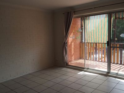 2 / 72 Central Avenue, Oak Flats