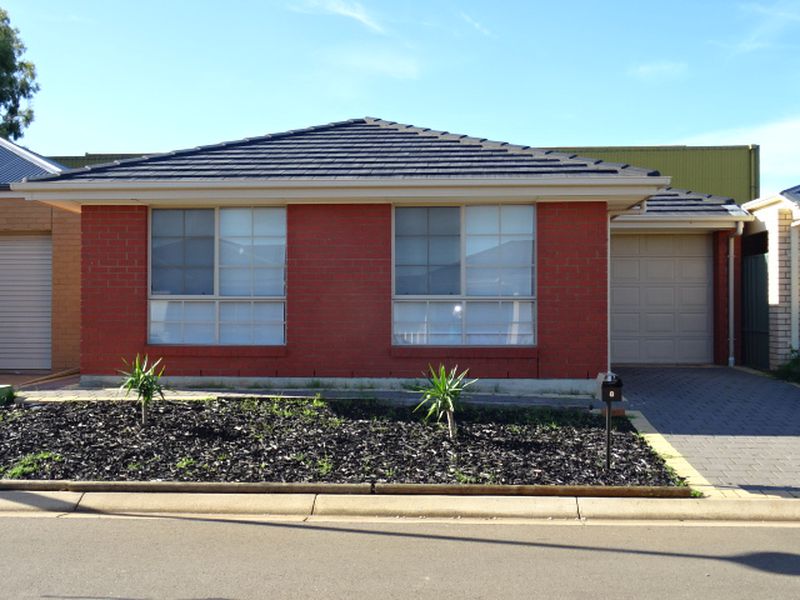 8 Grove Avenue, Elizabeth Park