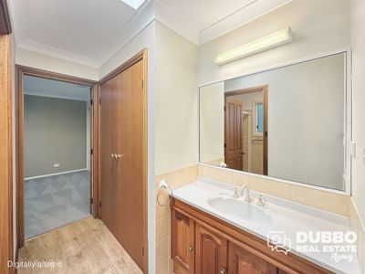 11 Tarlow Avenue, Dubbo