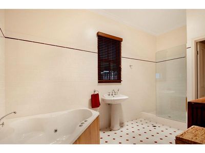 24 Cynthia Hunt Drive, Flaxton
