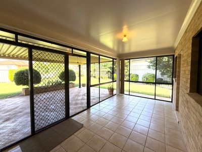 16 Dussin Street, Griffith