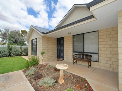 298A Piccadilly Street, Piccadilly