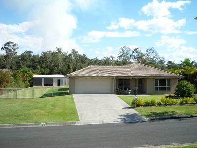 38 Allan Avenue, Glass House Mountains