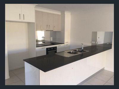 2 / 20 Firestone Avenue, Pimpama