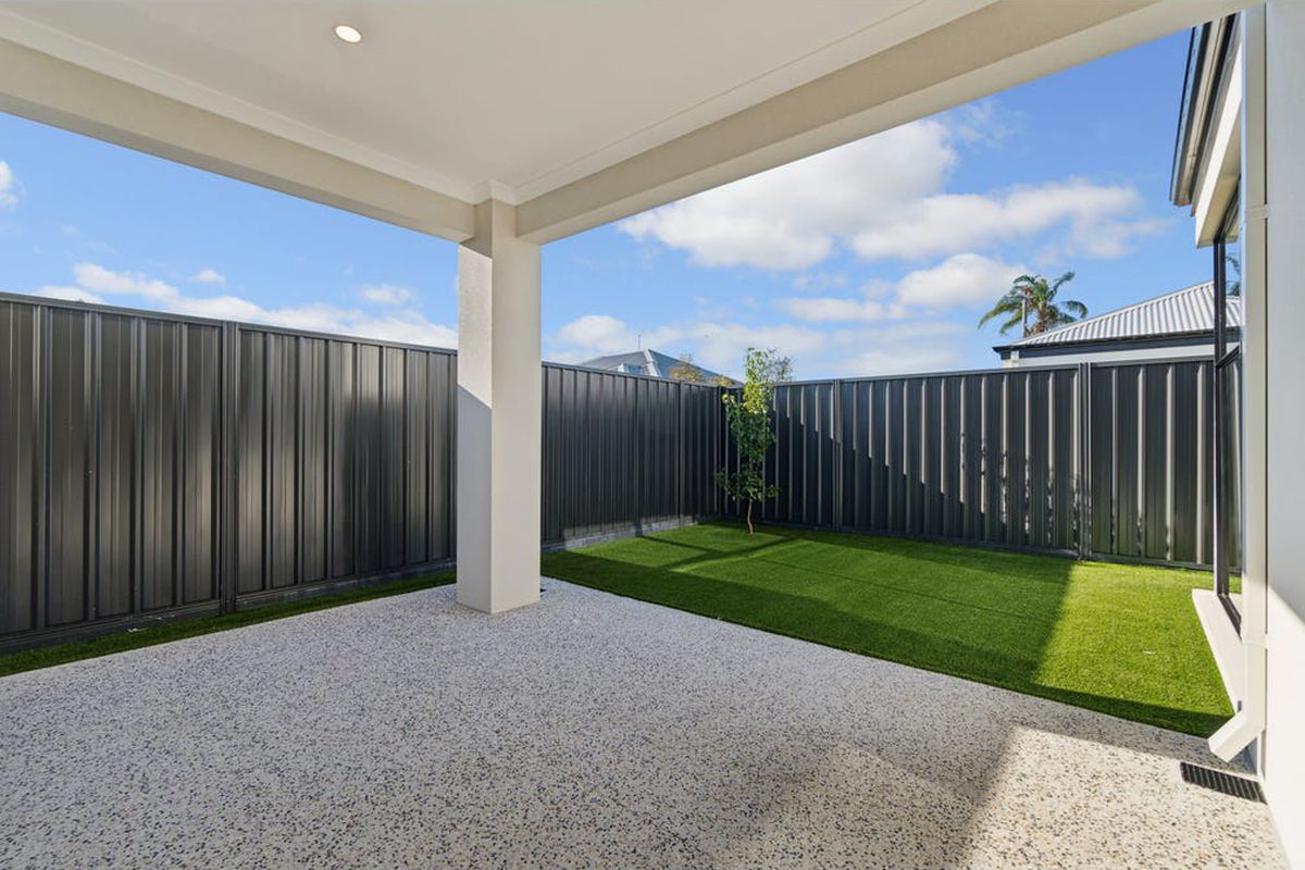 71 Embleton Avenue, Morley